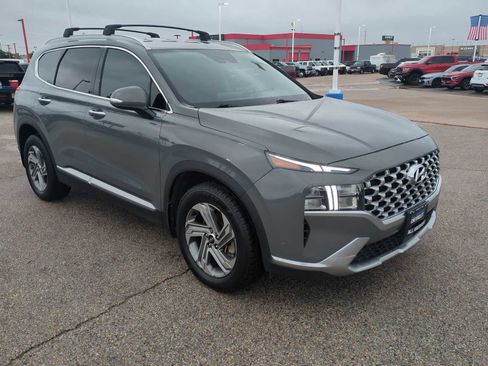 Used 2022 Hyundai Santa Fe SEL w/ Convenience Package FWD image 2