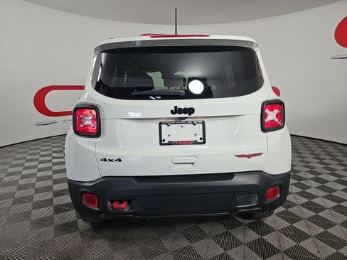 Certified 2023 Jeep Renegade Trailhawk w/ Trailhawk Elite Group image 6