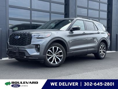 Used 2025 Ford Explorer ST-Line