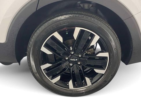 Used 2024 Kia Telluride SX Prestige AWD/4WD image 7