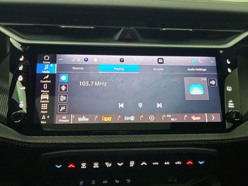 New 2026 Jeep Cherokee Overland w/ Advanced Pro Tech Group AWD/4WD image 23