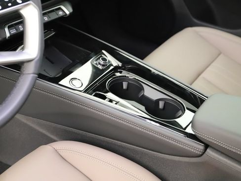 New 2026 Audi Q3 quattro 2.0T AWD/4WD image 16