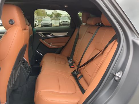 New 2026 Jaguar F-PACE R-Dynamic S image 15