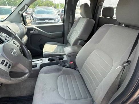 Used 2014 Nissan Frontier S RWD image 10