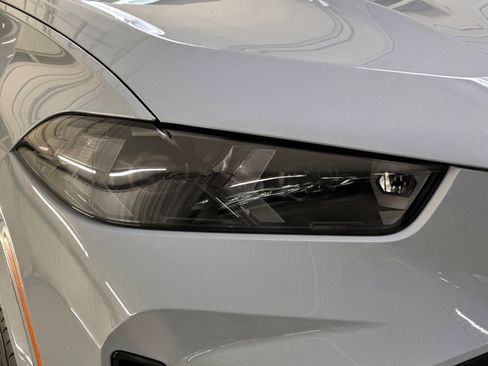 New 2026 BMW X5 sDrive40i w/ M Sport Package image 10