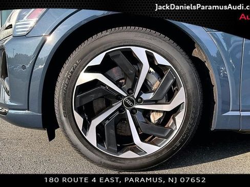 Used 2024 Audi Q8 e-tron Prestige w/ Prestige Package AWD/4WD image 8