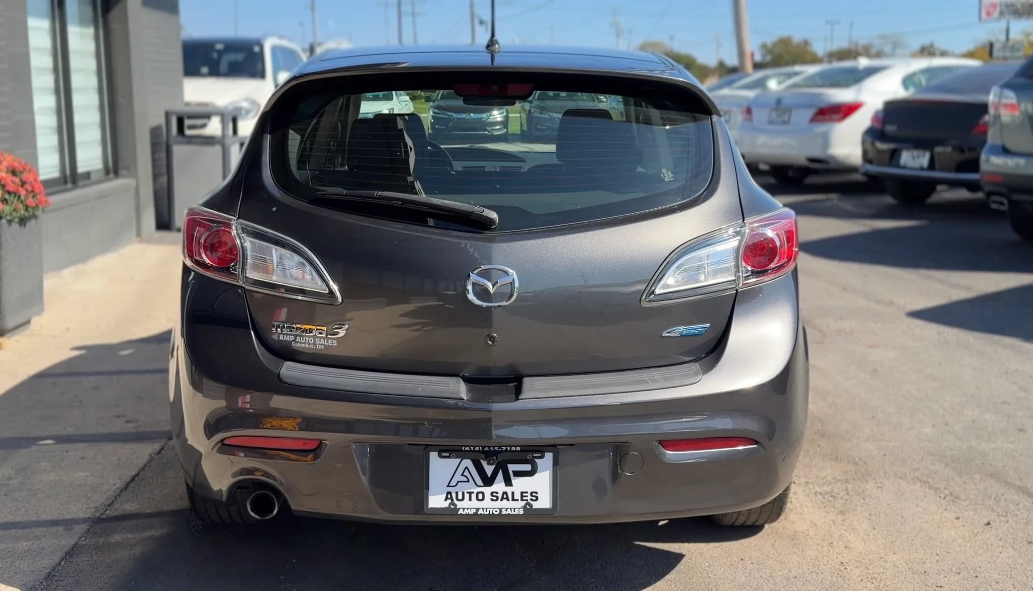Used 2012 MAZDA MAZDA3 i Touring FWD image 3