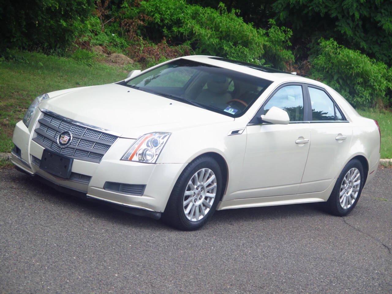 Used 2011 Cadillac CTS Luxury AWD/4WD image 21