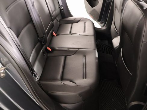 Used 2019 Volkswagen Golf SE w/ Driver Assistance Package image 14