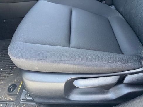 Used 2024 Toyota Corolla LE FWD image 5