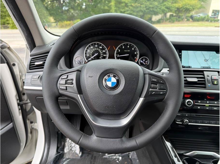 Used 2017 BMW X3 xDrive28i AWD/4WD image 16