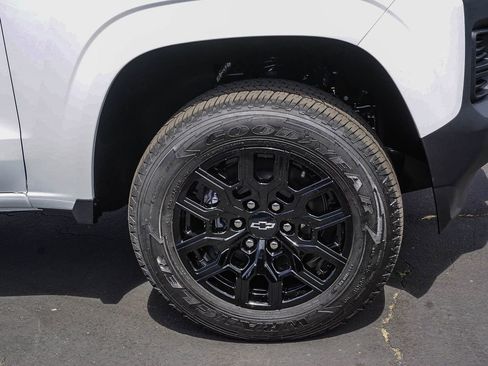 New 2026 Chevrolet Colorado W/T w/ WT Custom Package RWD image 9