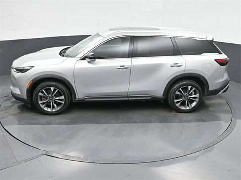 Used 2023 INFINITI QX60 Luxe image 34