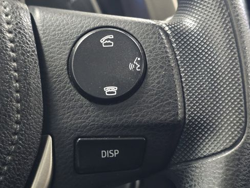 Used 2014 Toyota RAV4 XLE AWD/4WD image 32