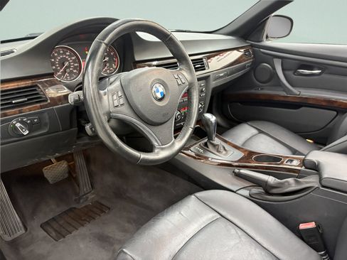 Used 2011 BMW 328i Convertible RWD image 15