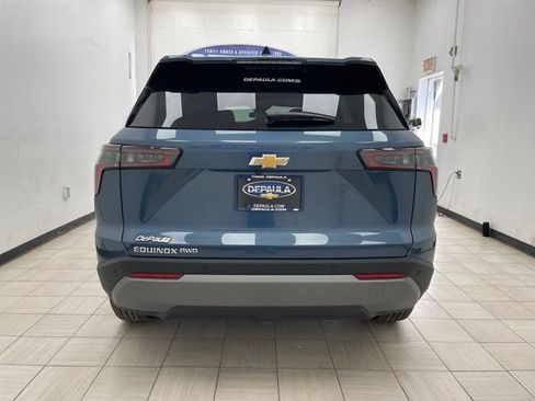 New 2026 Chevrolet Equinox LT AWD/4WD image 18