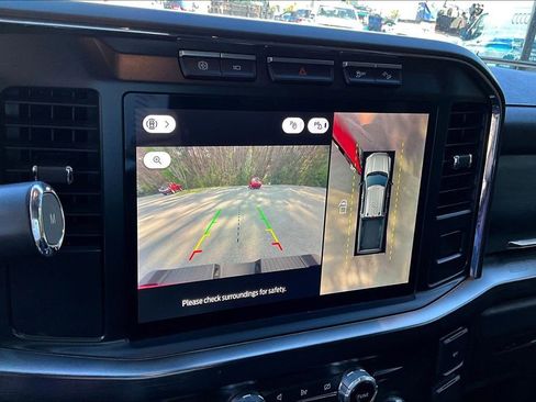 Used 2023 Ford F350 Lariat w/ Chrome Package image 17