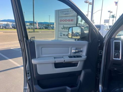 Used 2011 RAM 1500 Classic SLT w/ Luxury Group AWD/4WD image 25