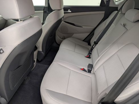 Used 2020 Hyundai Tucson SEL w/ Cargo Package image 15