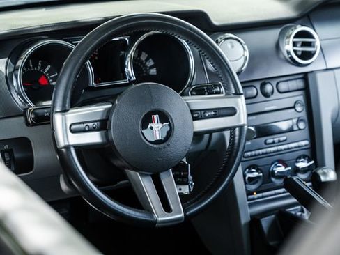 Used 2007 Ford Mustang GT Premium image 6