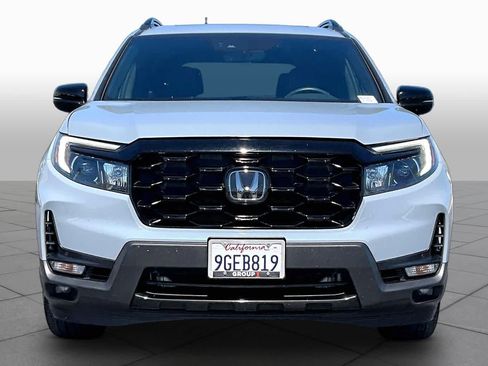 Used 2023 Honda Passport Elite image 3