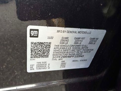 Used 2023 Cadillac XT4 Luxury w/ Cold Weather Package AWD/4WD image 17