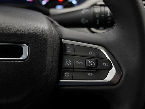 Certified 2023 Jeep Compass Limited image 41