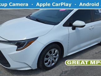 Used 2021 Toyota Corolla LE FWD video 1