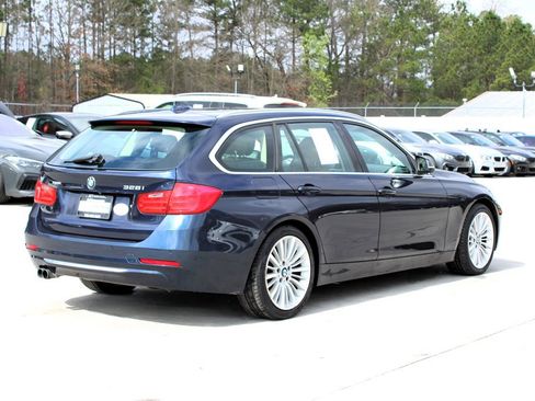 Used 2014 BMW 328i xDrive Wagon image 7