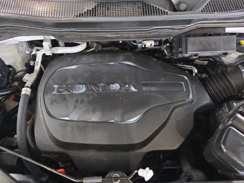 Used 2022 Honda Pilot TrailSport image 33