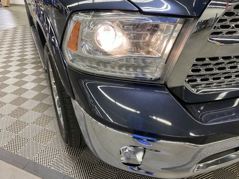 Used 2018 RAM 1500 Laramie image 3