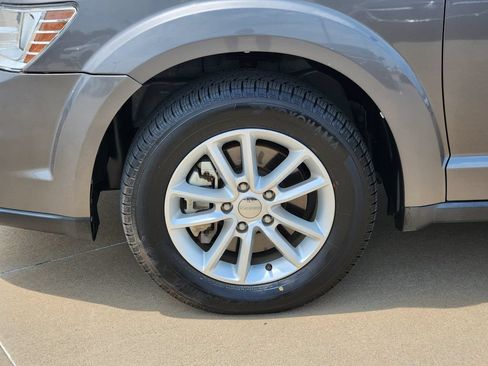 Used 2013 Dodge Journey SXT w/ Flexible Seating Group FWD image 12