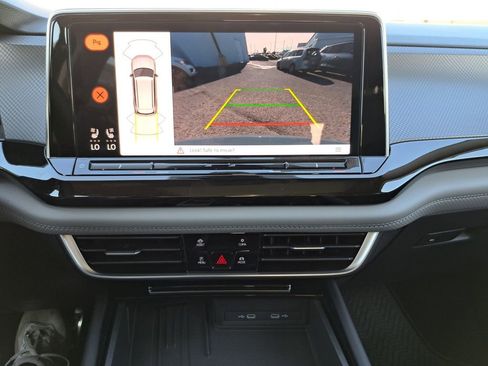 New 2026 Volkswagen Atlas Peak Edition image 14