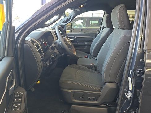Used 2026 RAM 2500 Big Horn AWD/4WD image 7