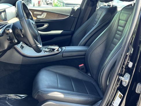 Used 2018 Mercedes-Benz E 300 4MATIC image 18