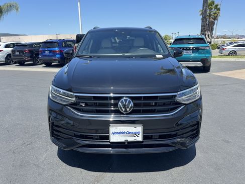 Used 2024 Volkswagen Tiguan SE R-Line AWD/4WD image 3