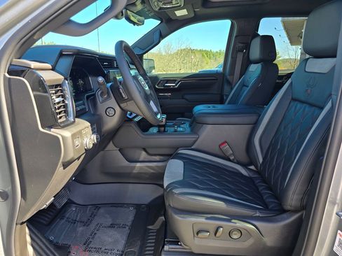 New 2026 GMC Sierra 1500 AT4 w/ AT4 Premium Package AWD/4WD image 6