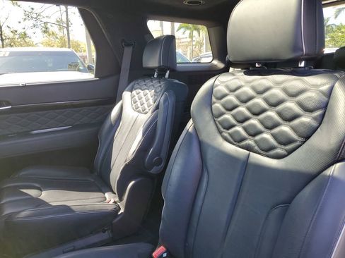 Used 2020 Hyundai Palisade Limited FWD image 12