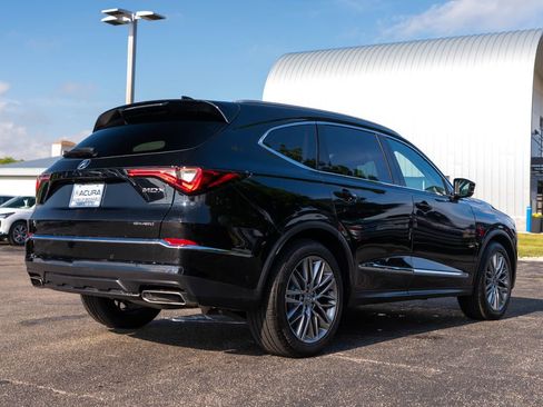 Certified 2023 Acura MDX SH-AWD w/ Advance Package image 12