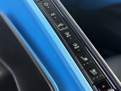 Certified 2022 Chevrolet Corvette 3LT image 21