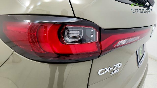 Used 2025 MAZDA CX-70 Plug-In Hybrid w/ Premium Plus AWD/4WD image 27