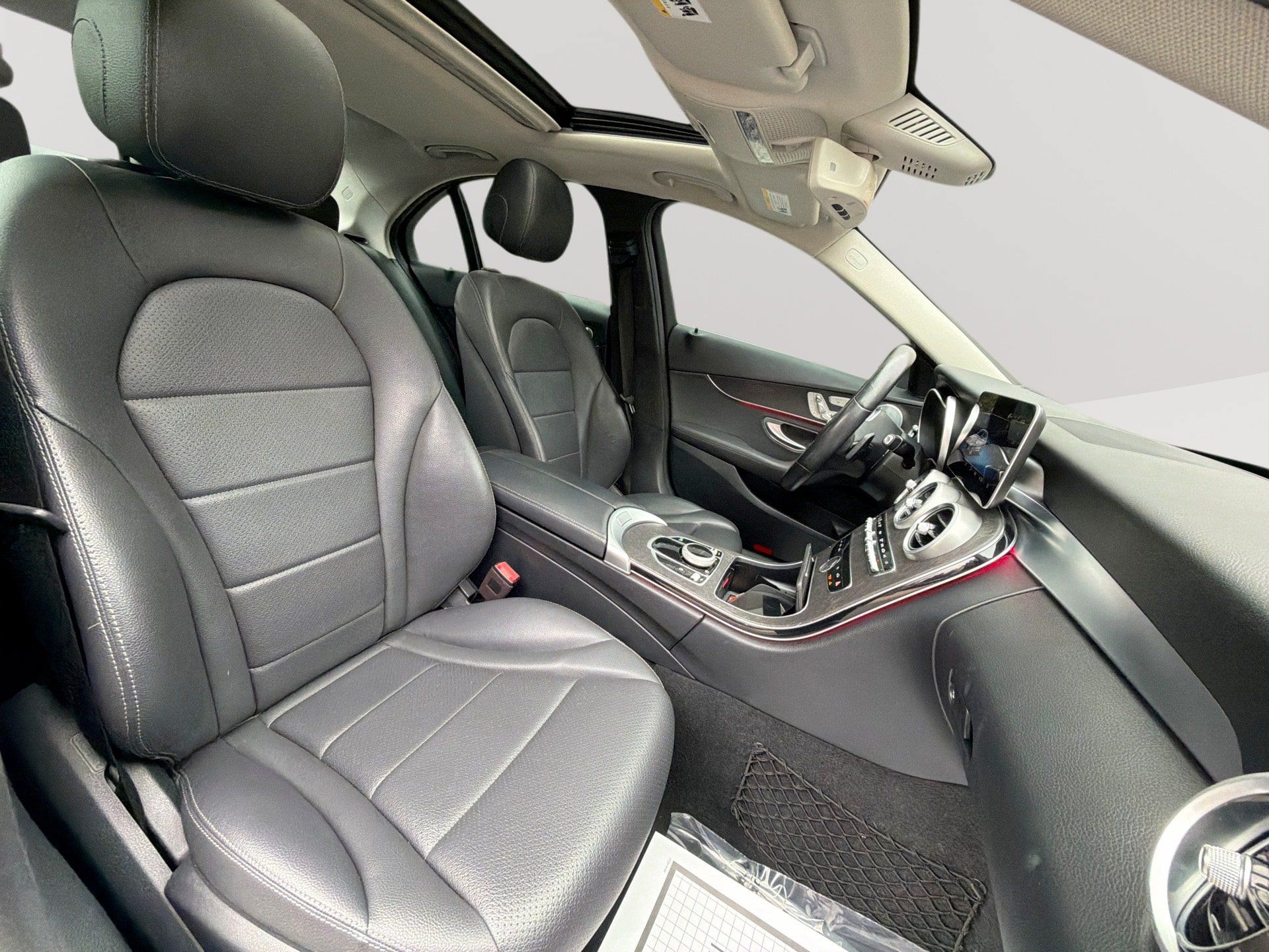 Used 2020 Mercedes-Benz C 300 Sedan w/ Premium Package image 28