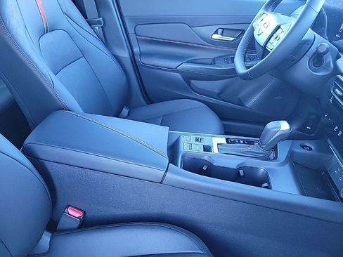 New 2026 Nissan Sentra SR w/ SR Premium Package image 43