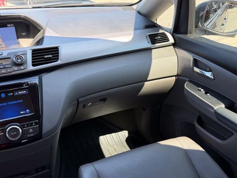 Used 2016 Honda Odyssey EX-L image 16