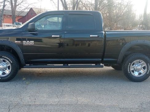 Used 2015 RAM 2500 SLT image 4