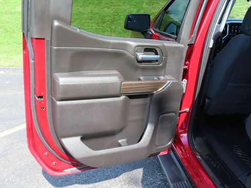 Used 2021 Chevrolet Silverado 1500 RST w/ All Star Edition Plus AWD/4WD image 32