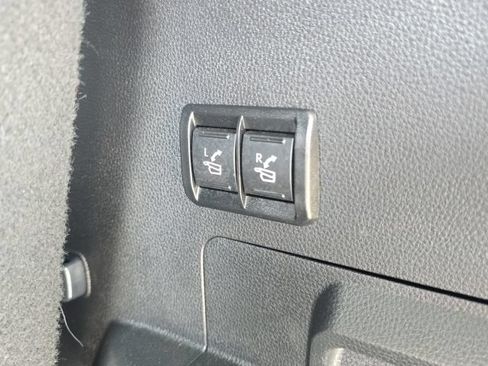 Used 2024 Toyota Sequoia Platinum AWD/4WD image 14