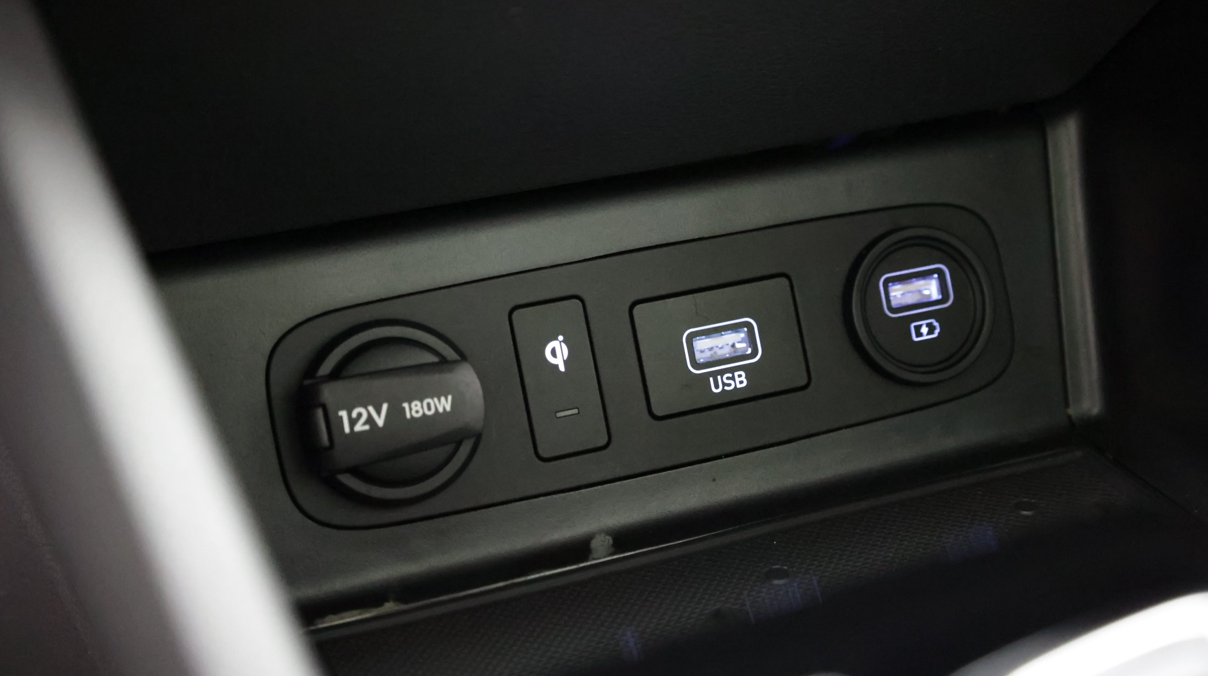 Used 2022 Hyundai Sonata Limited FWD image 28