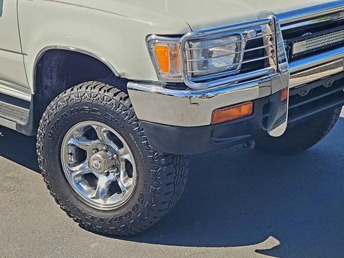Used 1995 Toyota 4Runner SR5 RWD image 3