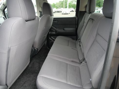 Used 2022 Nissan Frontier S w/ Technology Package AWD/4WD image 24